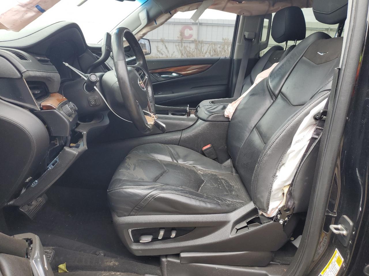 Cadillac Escalade Luxury Image 4