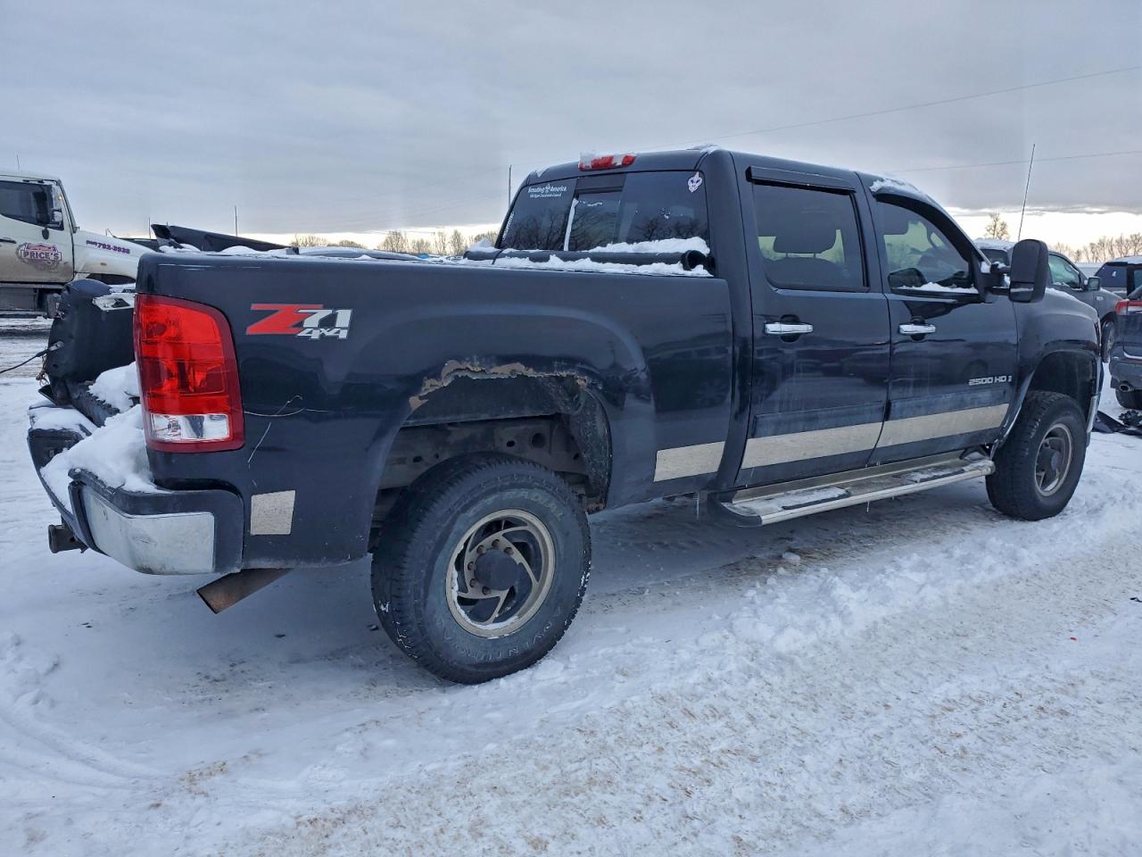 GMC Sierra K2500 Heavy Duty Image 2
