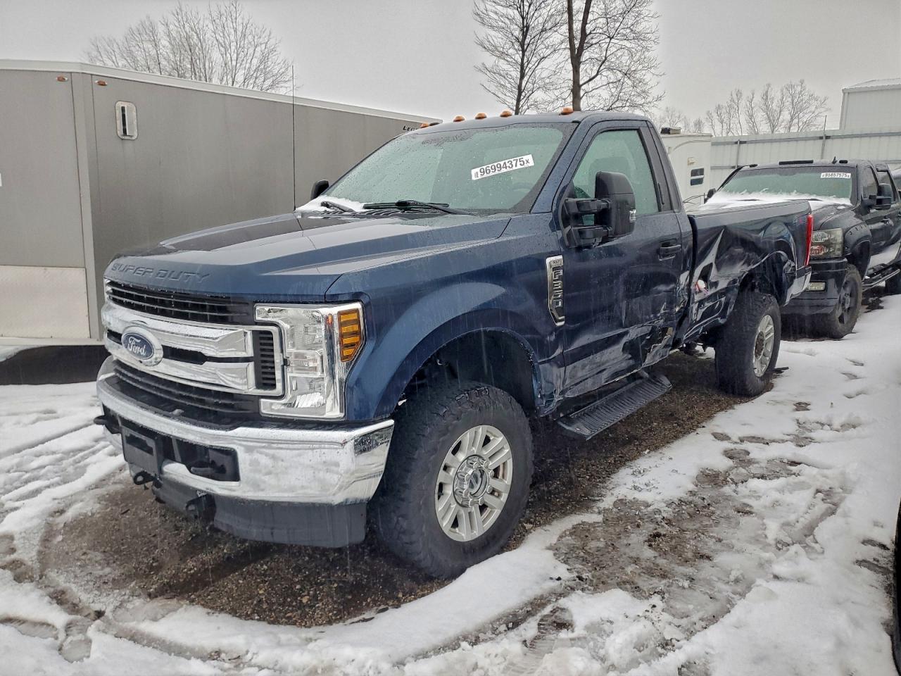 Ford F-350 Super Duty Image 1