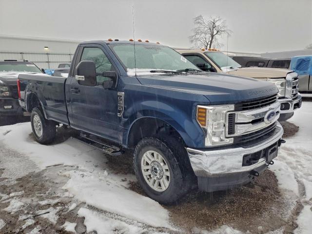 Ford F-350 Super Duty Image 2