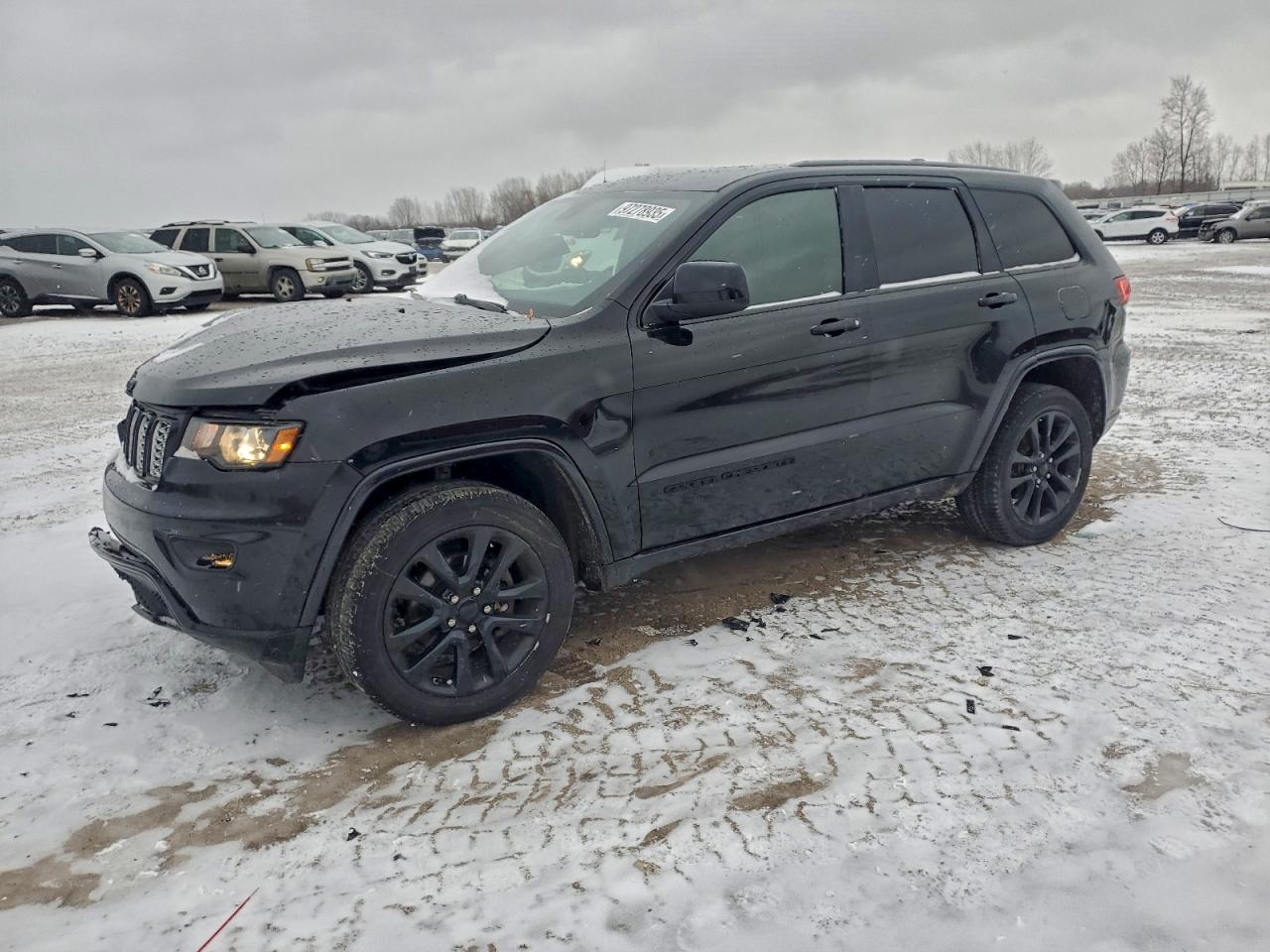 Jeep Grand Cherokee Laredo Image 1