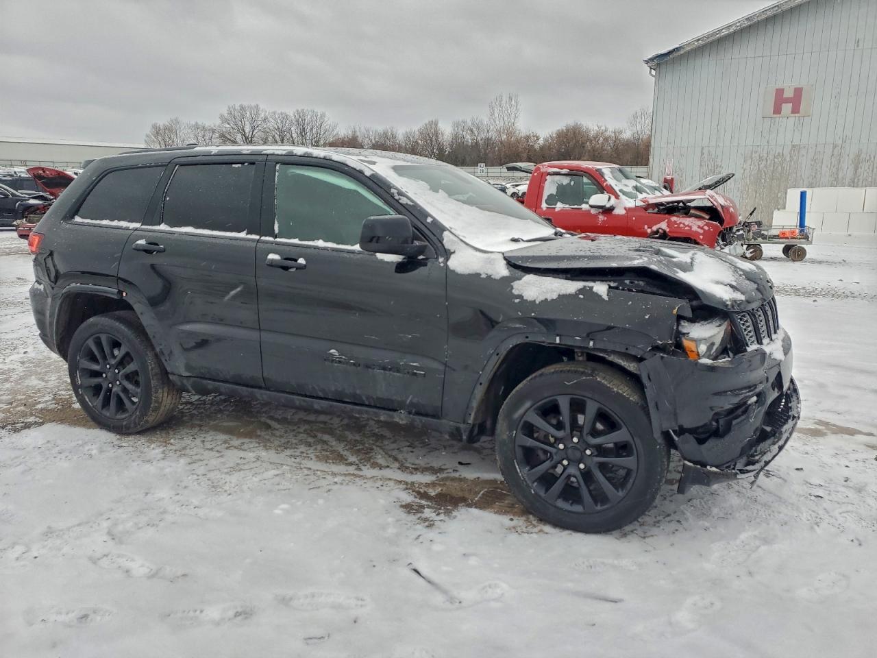 Jeep Grand Cherokee Laredo Image 12