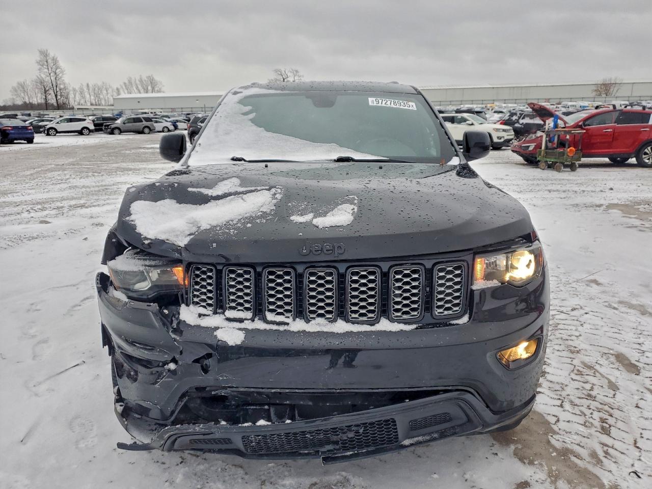 Jeep Grand Cherokee Laredo Image 6