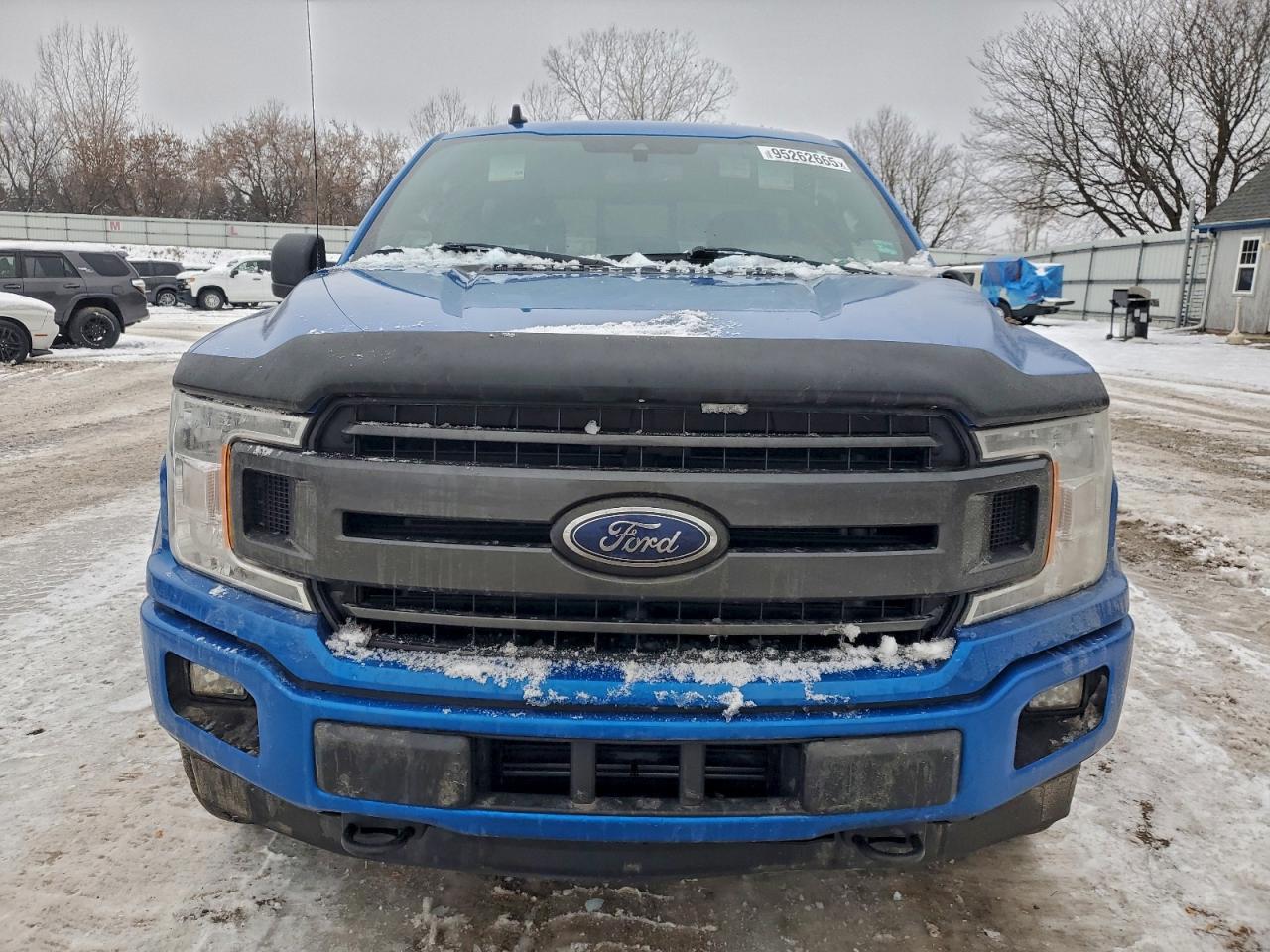 Ford F-150 Supercrew Image 3