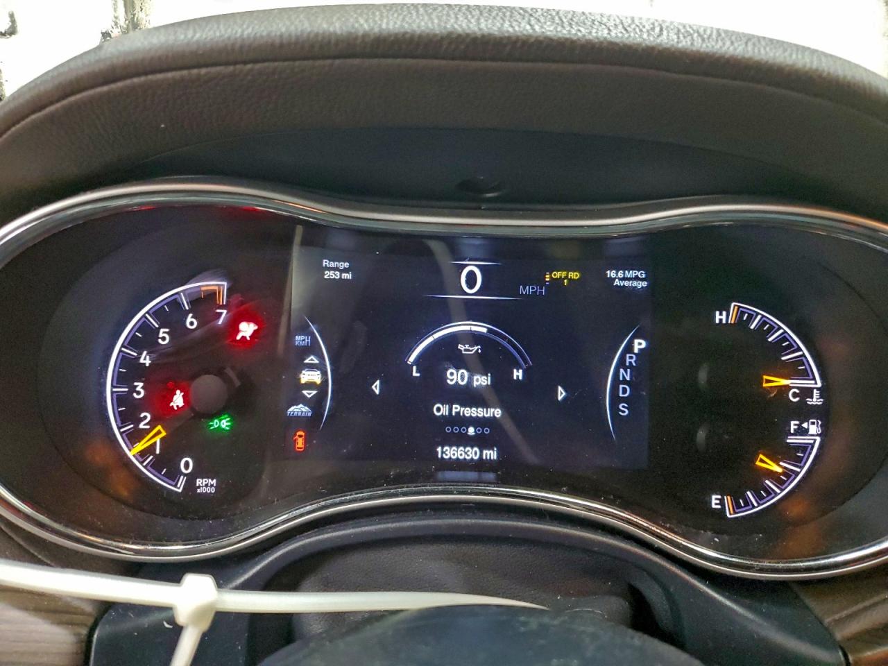 Jeep Grand Cherokee Overland Image 12