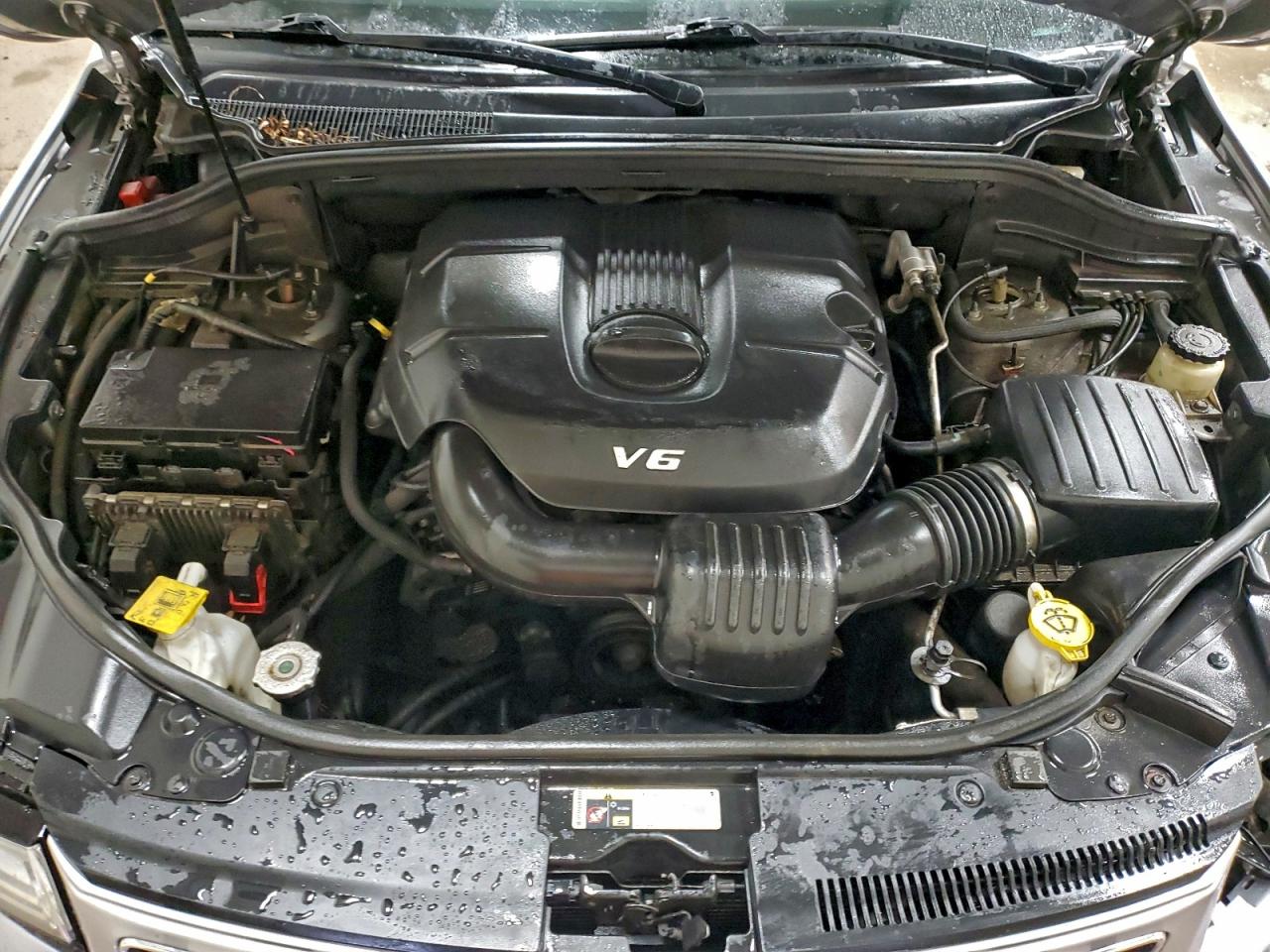 Jeep Grand Cherokee Overland Image 9