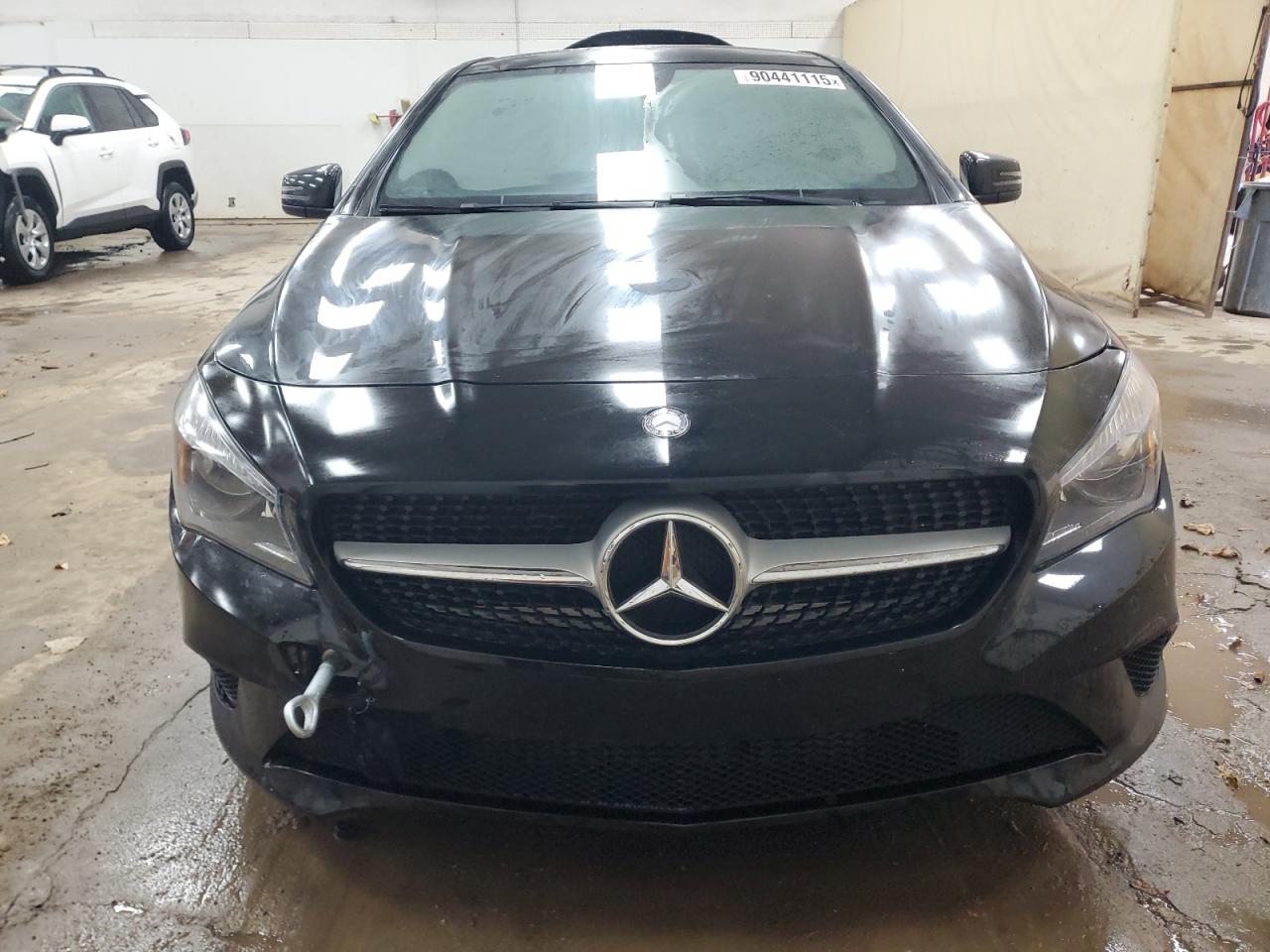 Mercedes-Benz Cla-class 250 4matic Image 2