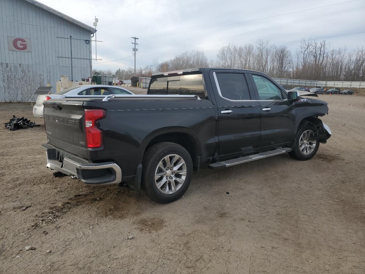 Chevrolet Silverado K1500 Ltz Image 5
