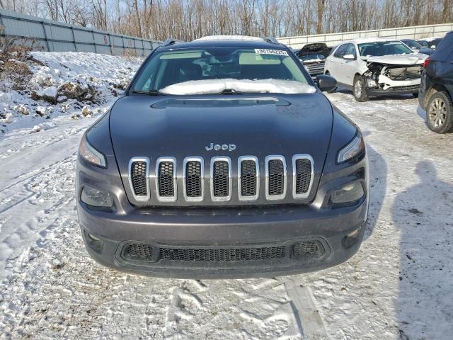 Jeep Grand Cherokee Latitude Image 13