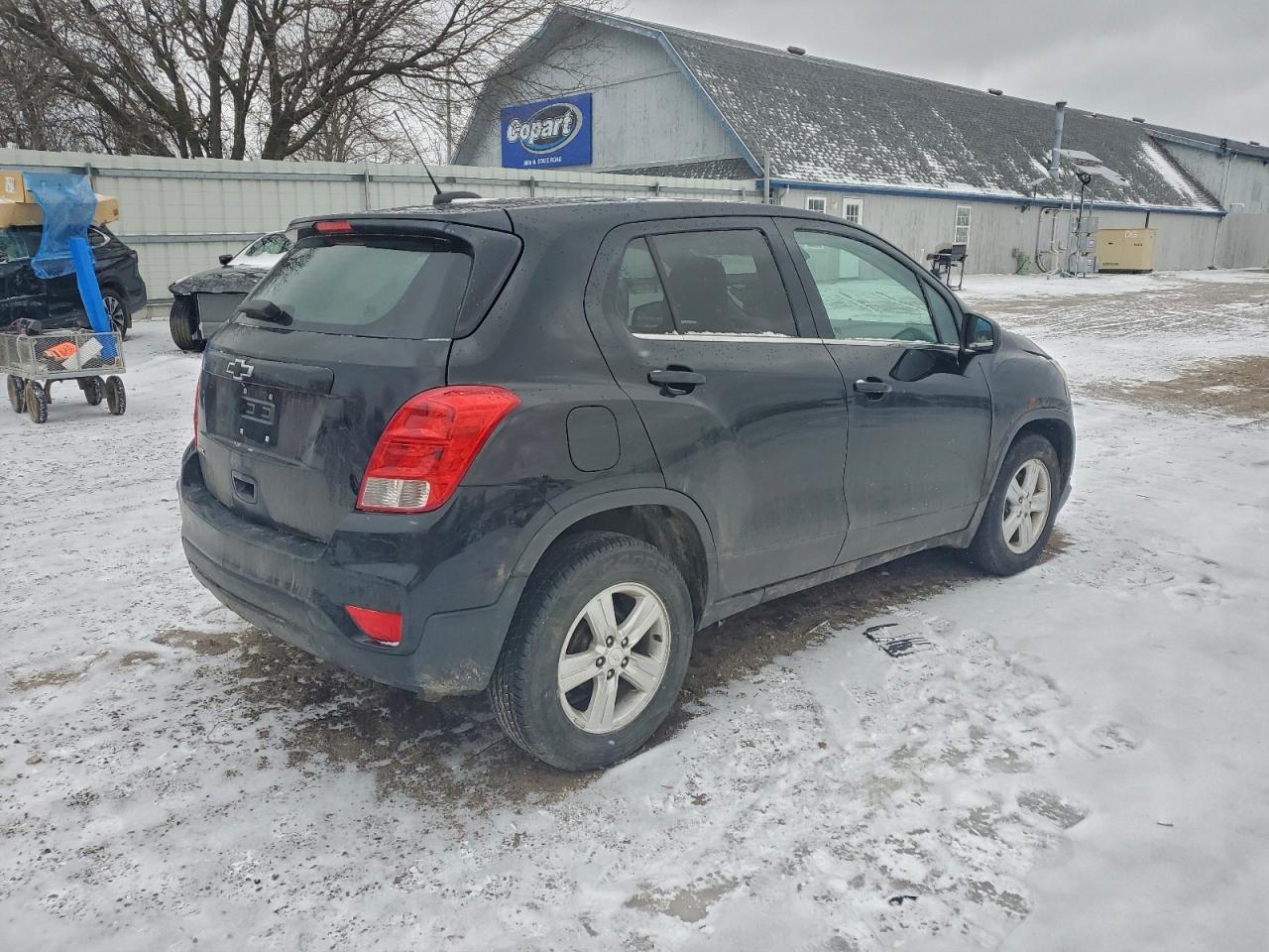 Chevrolet Trax Ls Image 9