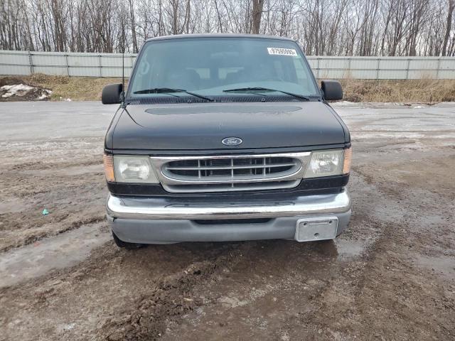 Ford Econoline E150 Van Image 4