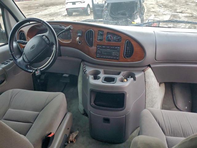 Ford Econoline E150 Van Image 8