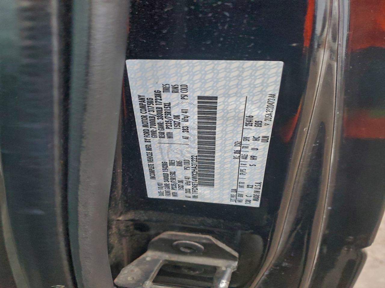 Ford Econoline E150 Van Image 10