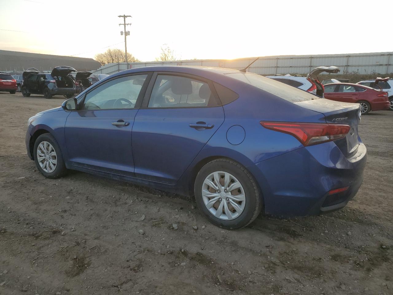 Hyundai ACCENT Se Image 2