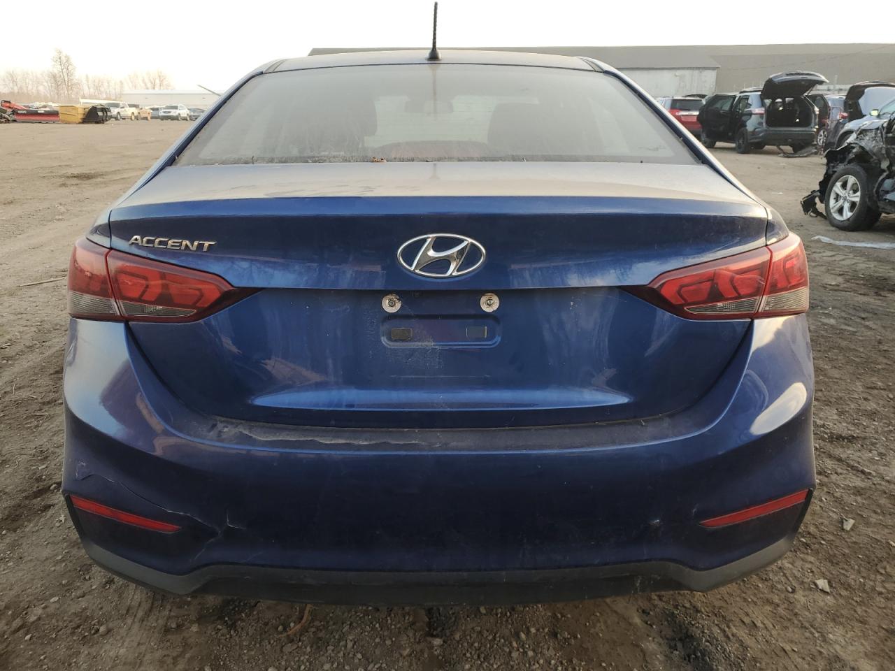 Hyundai ACCENT Se Image 7