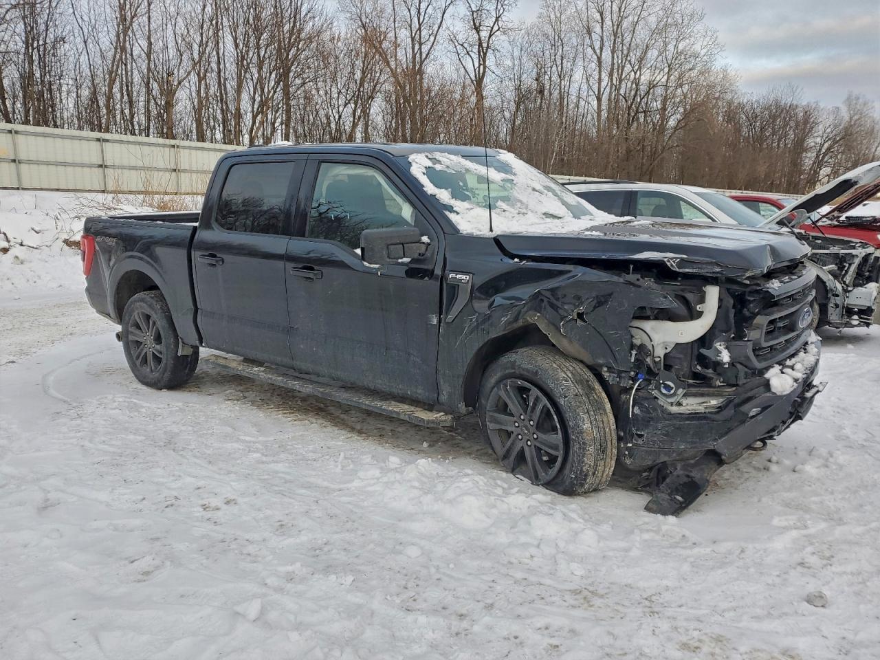 Ford F-150 Supercrew Image 3