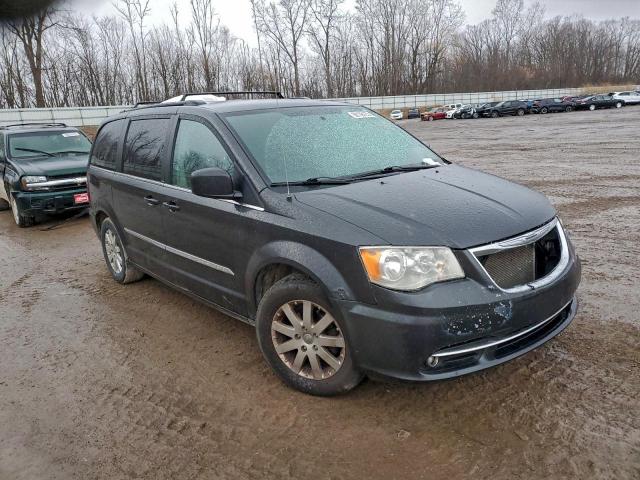 Chrysler Minivan Touring L Image 11