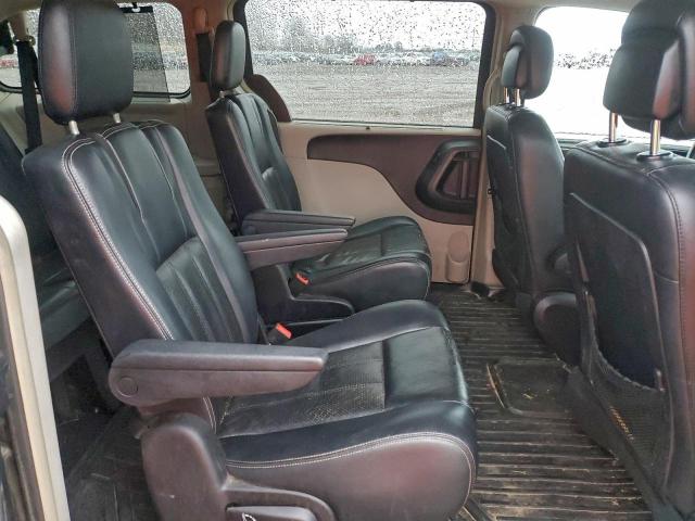 Chrysler Minivan Touring L Image 12