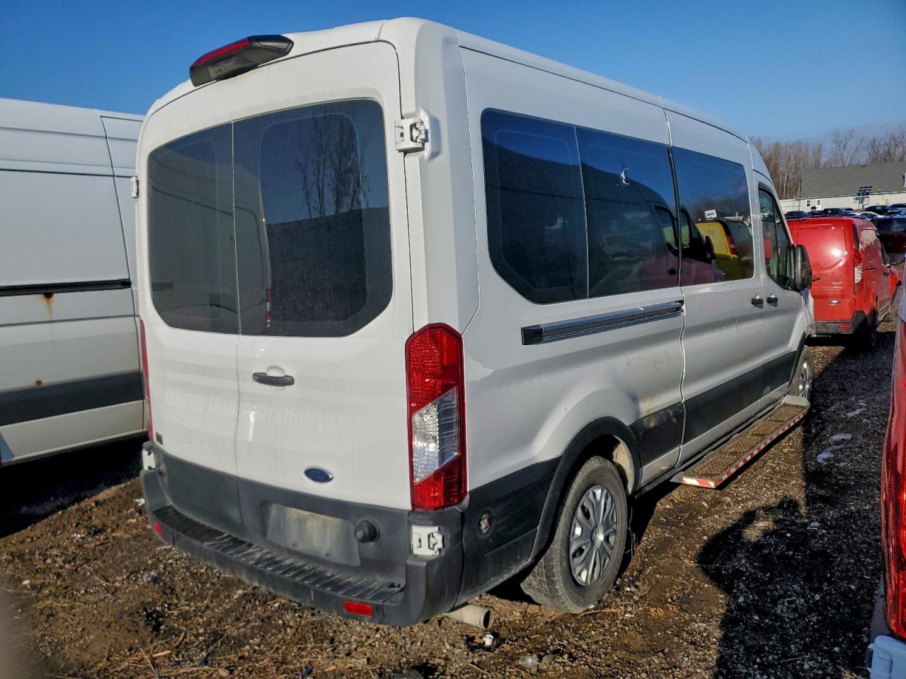 Ford Transit T-350 Image 4