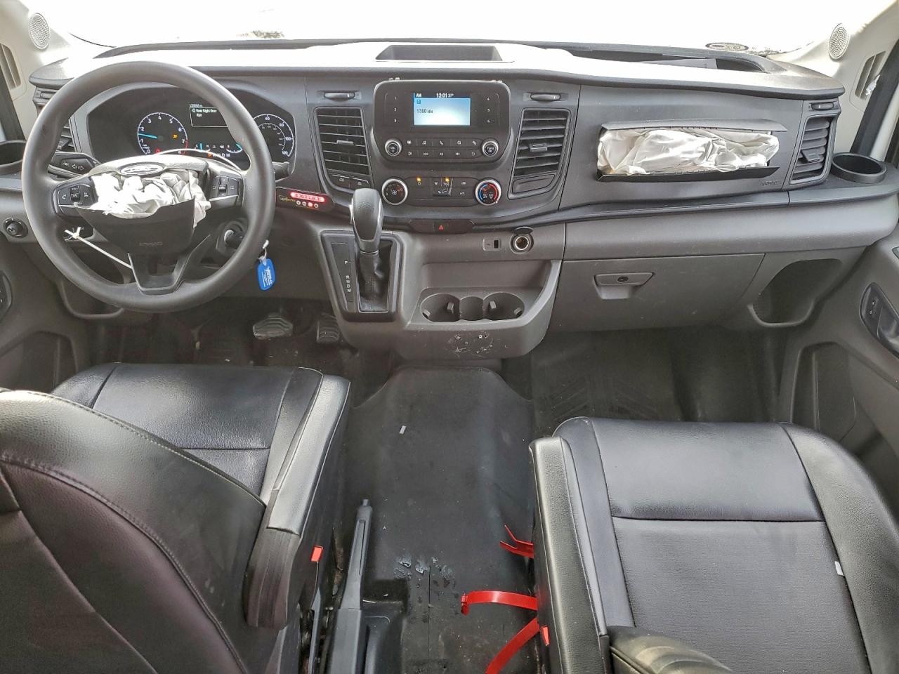 Ford Transit T-350 Image 3