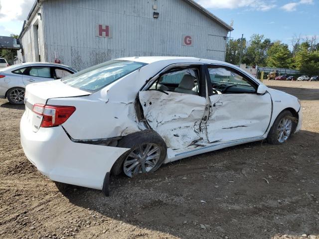 Toyota Camry Hybrid Image 2