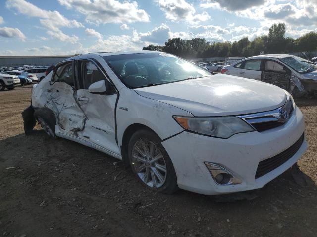 Toyota Camry Hybrid Image 5