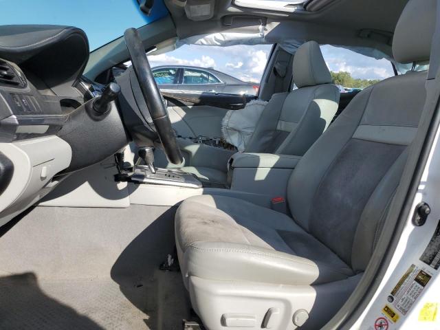 Toyota Camry Hybrid Image 6