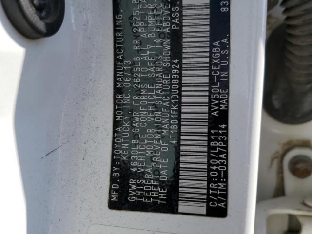 Toyota Camry Hybrid Image 3