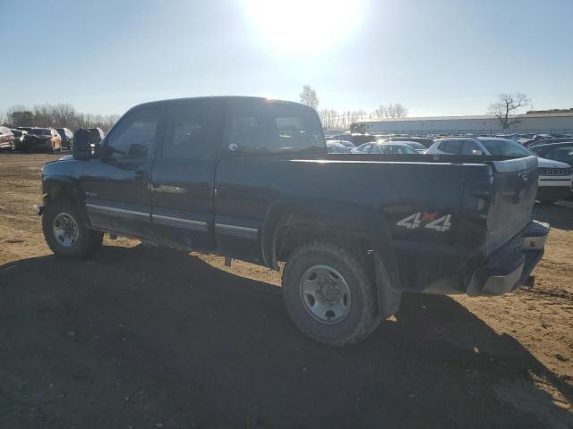 Chevrolet Silverado K2500 Image 3
