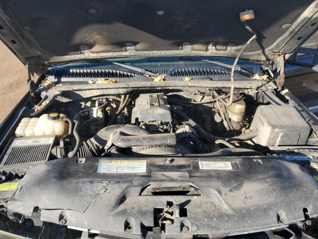 Chevrolet Silverado K2500 Image 10