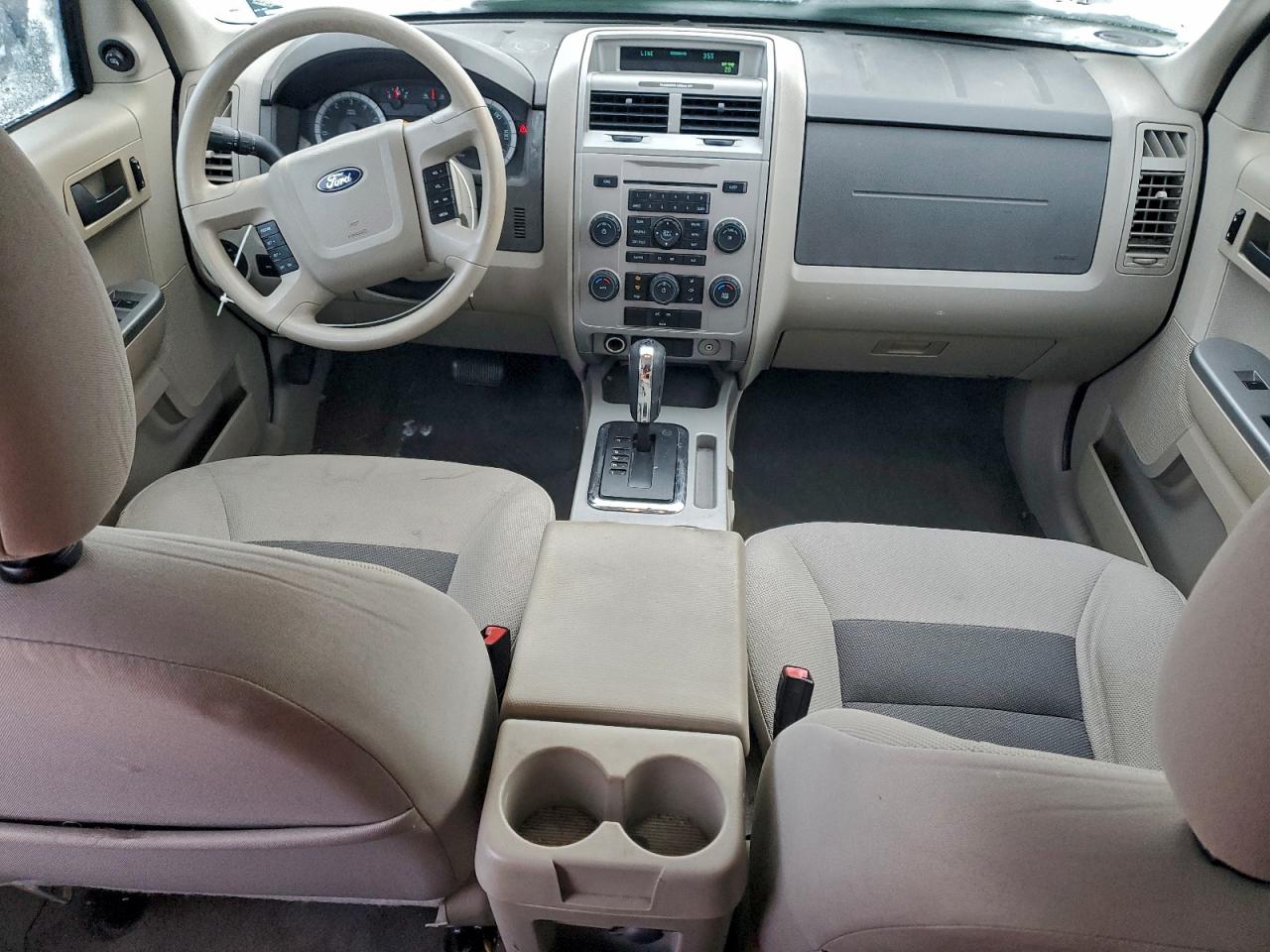 Ford Escape Hev Image 8