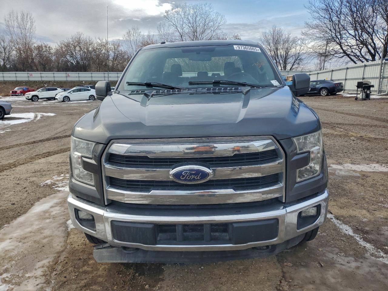 Ford F-150 Supercrew Image 5