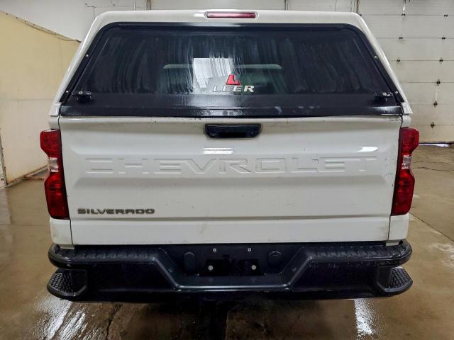 Chevrolet Silverado C1500 Image 8