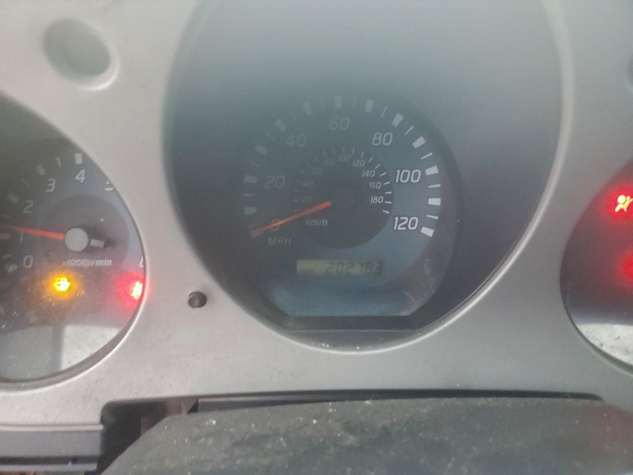 Nissan Frontier Crew Cab Sc Image 4