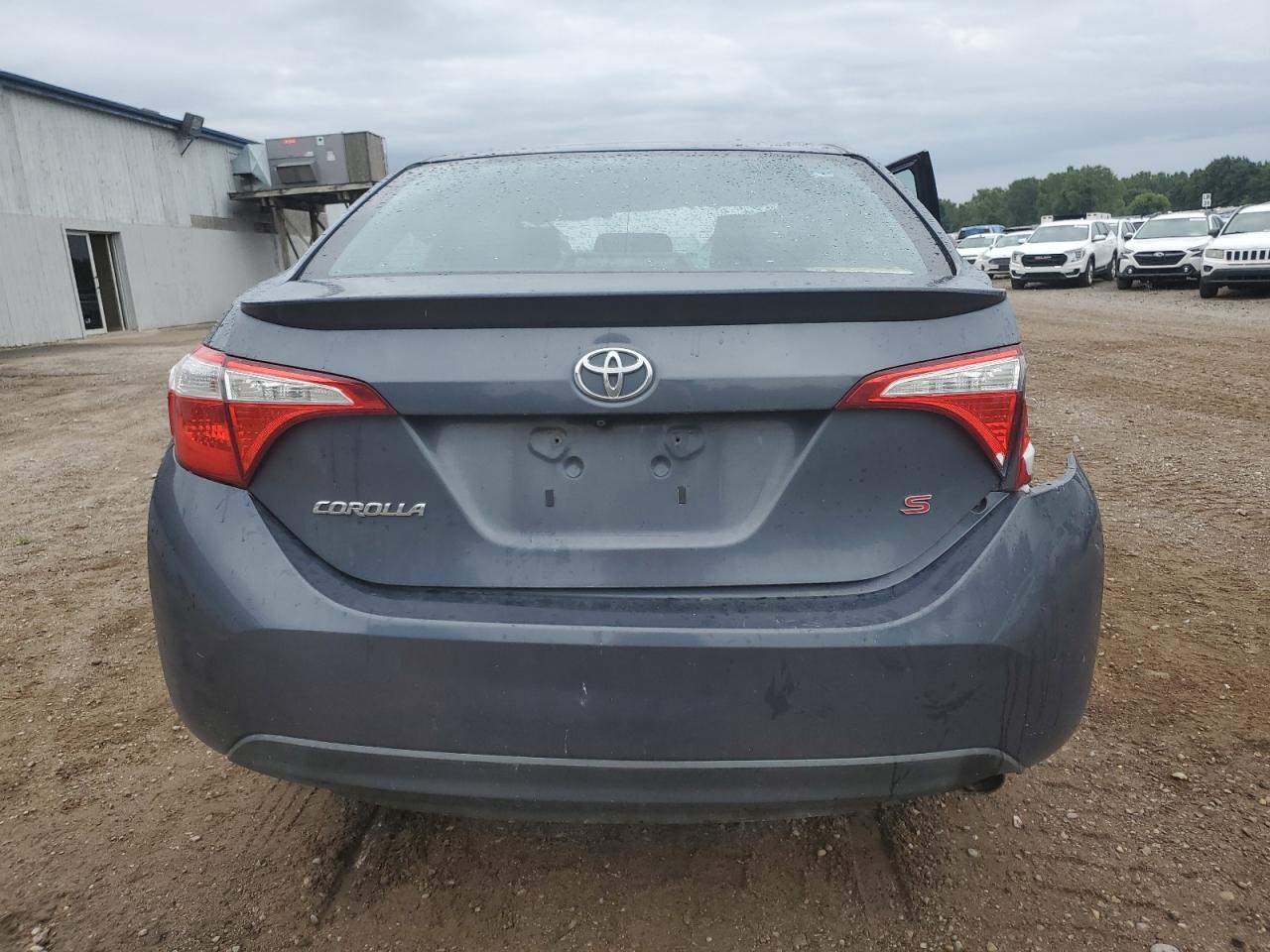 Toyota Corolla L Image 3