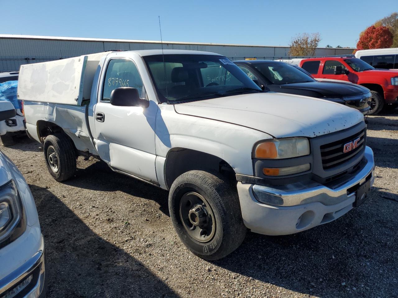 GMC Sierra C2500 Heavy Duty Image 3