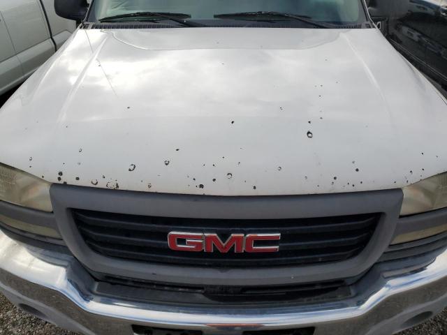 GMC Sierra C2500 Heavy Duty Image 4
