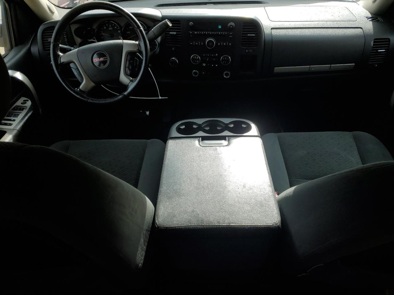 GMC Sierra K1500 Image 12