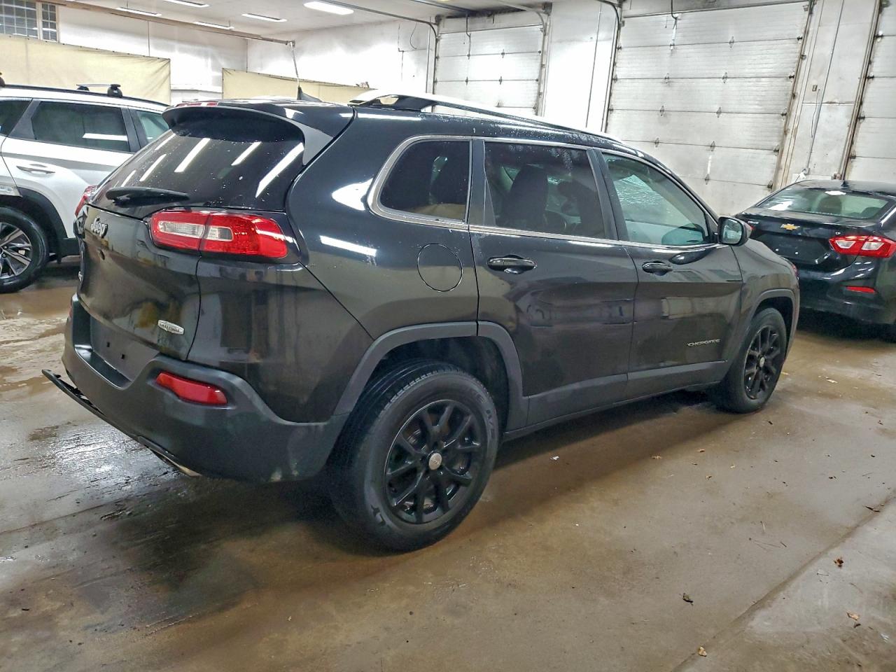 Jeep Grand Cherokee Latitude Image 13