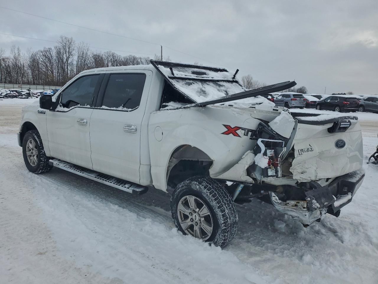 Ford F-150 Supercrew Image 3