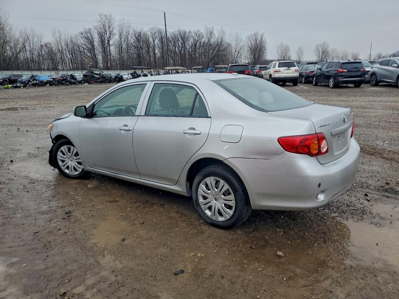 Toyota Corolla Base Image 2