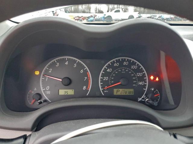 Toyota Corolla Base Image 10