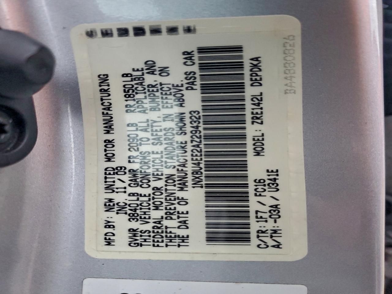 Toyota Corolla Base Image 12