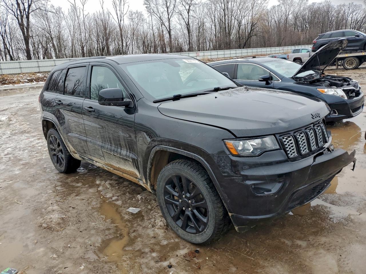 Jeep Grand Cherokee Laredo Image 6