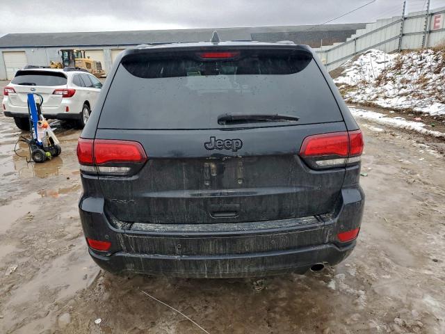 Jeep Grand Cherokee Laredo Image 2