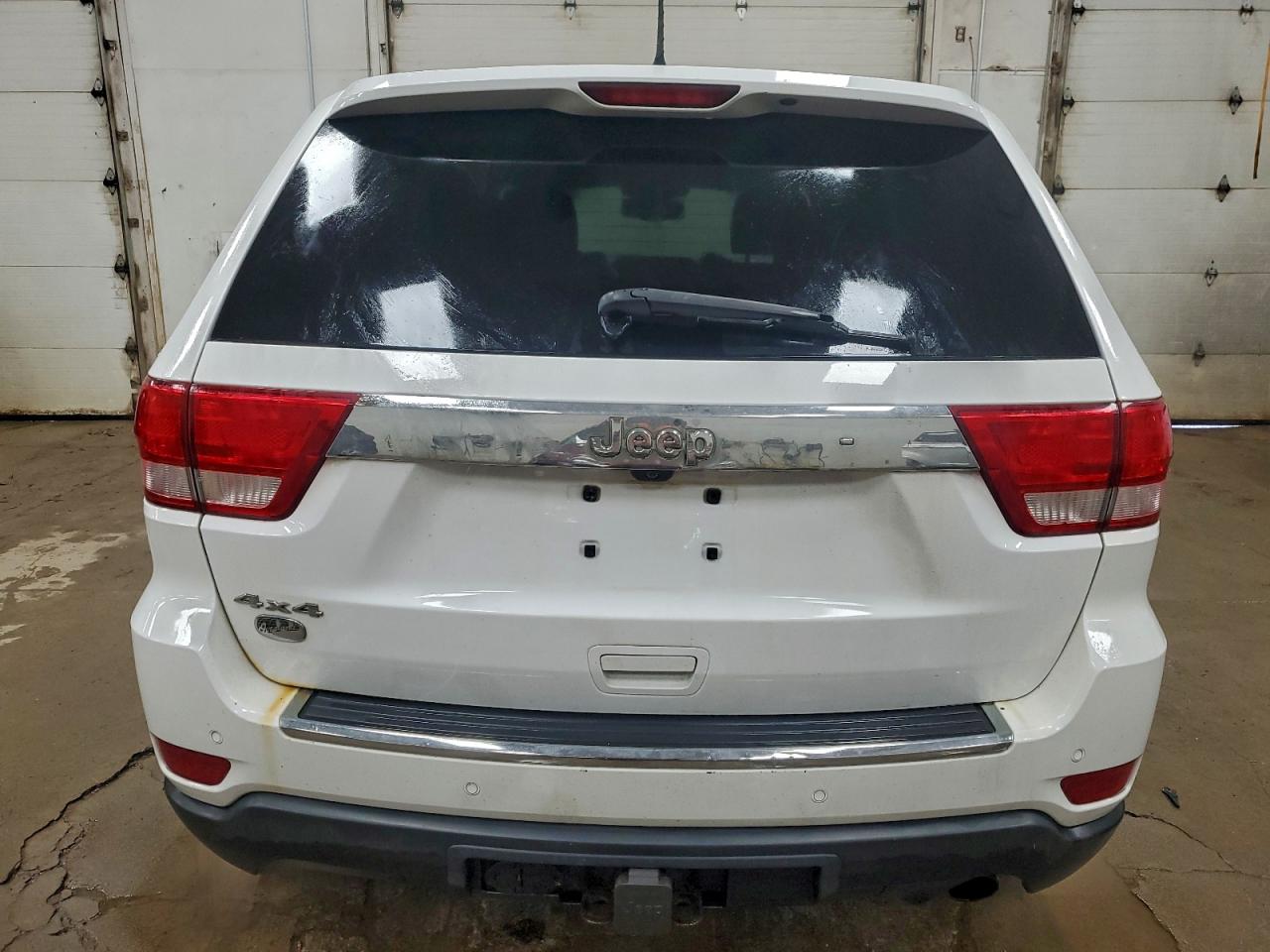 Jeep Grand Cherokee Overland Image 5