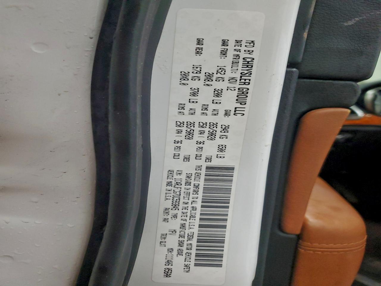 Jeep Grand Cherokee Overland Image 11