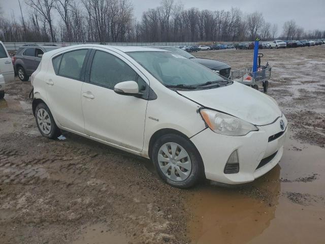 Toyota Prius Image 11