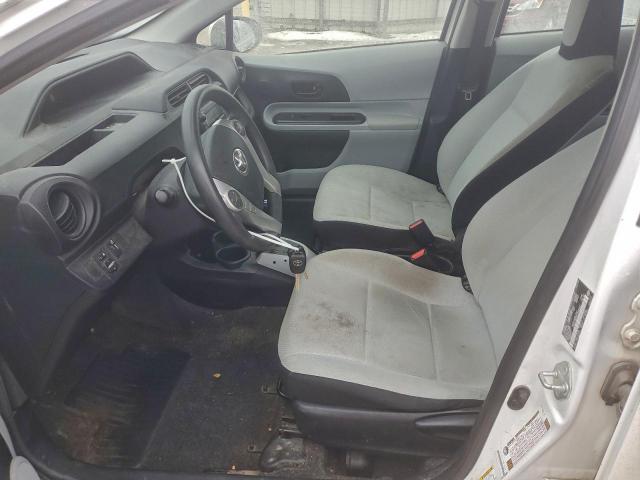 Toyota Prius Image 12