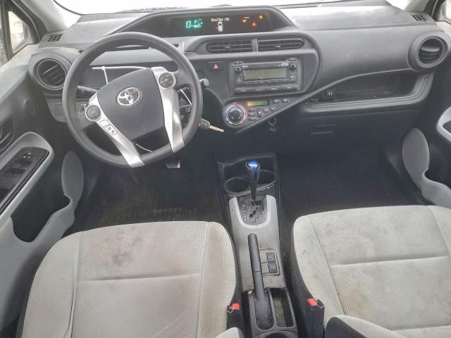 Toyota Prius Image 4